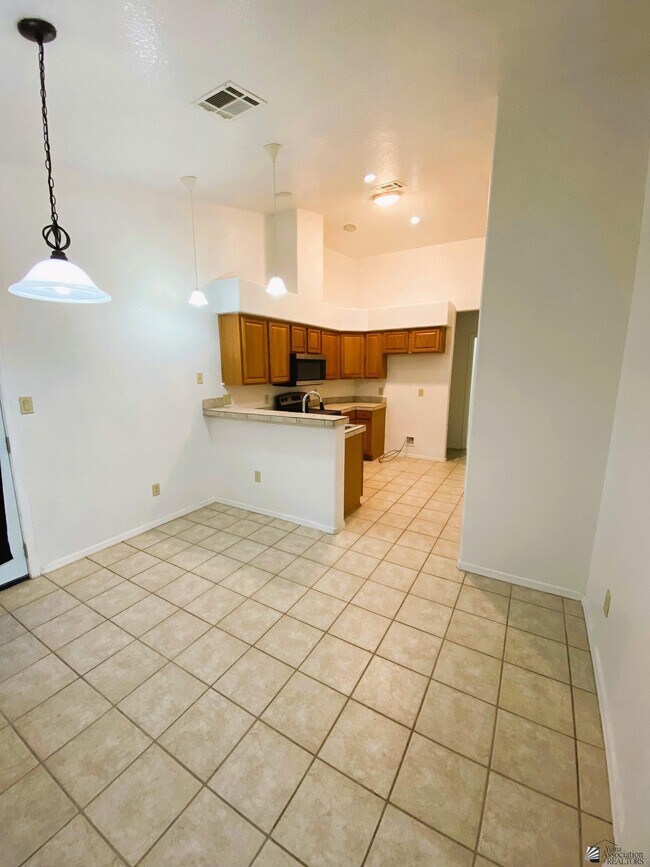 Photo - 1422 Andrea Ave