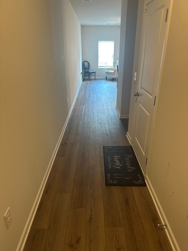 Photo - 6411 Rosetta Dr SW