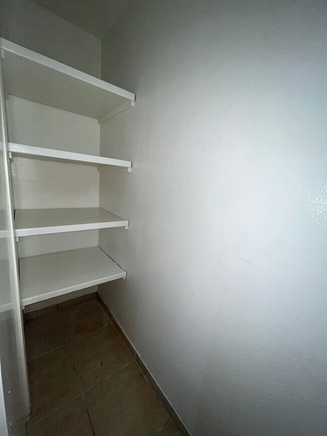 Photo - 2268 Unidad D