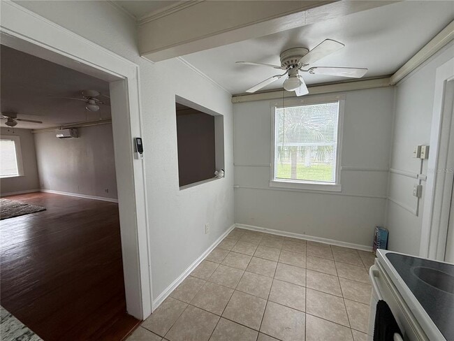 Photo - 408 3rd Ave E