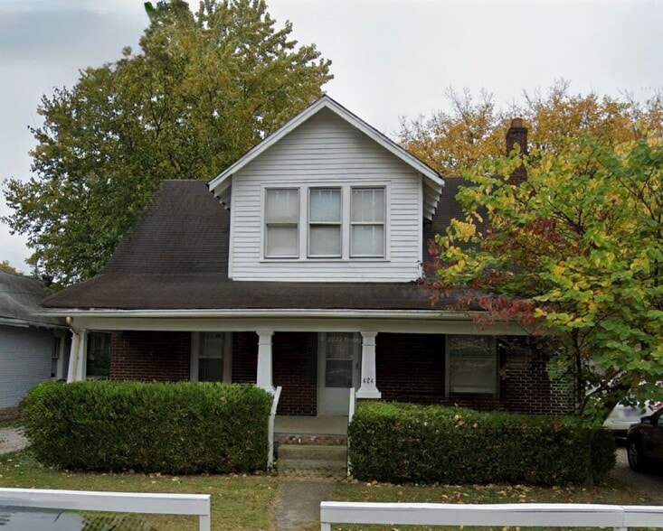424 Oldham Ave