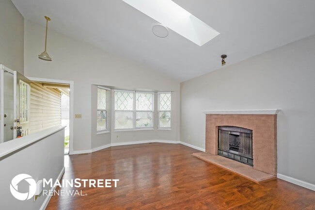 Photo - 6 Bishops Crest Ct