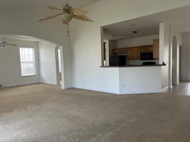 Photo - 433 Tiburon Dr