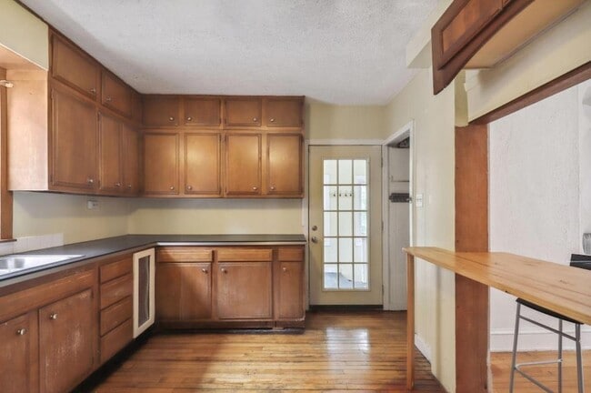 Photo - 2515 Lyndale Ave S Unit 3