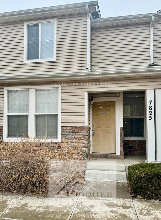 Photo - 7825 Sandy Spgs Townhome