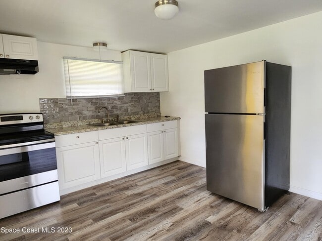 Photo - 72 Bossieux Blvd