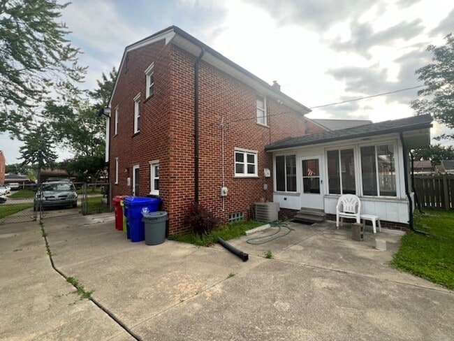 Photo - Beautiful Single Family Home in Fraser! AVAILABLE NOW!