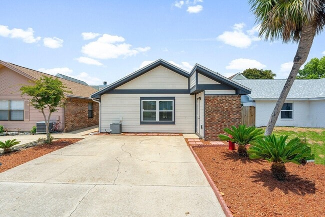Photo - 237 Indian Oaks Dr