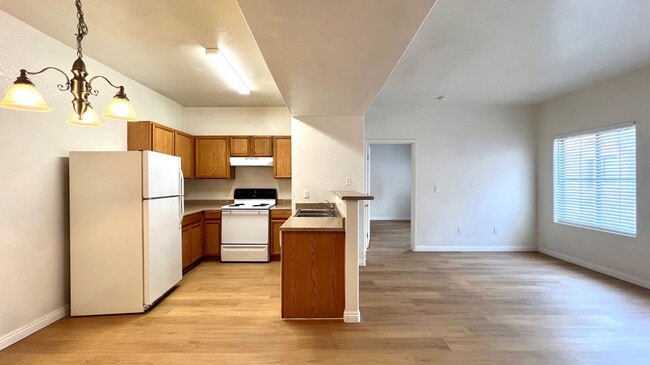 Photo - 2071 Hussium Hills St Unit 103