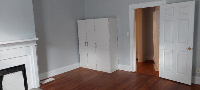 Photo - 270 Archer St Unidad A