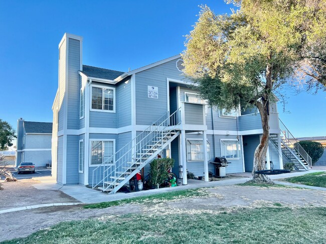 Building Photo - 2 bedroom ready to immediate move-in Rental
