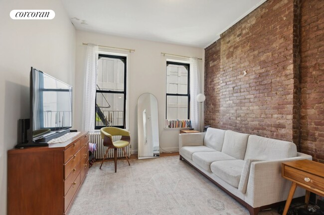 Photo - 262 W 22nd St Condominio