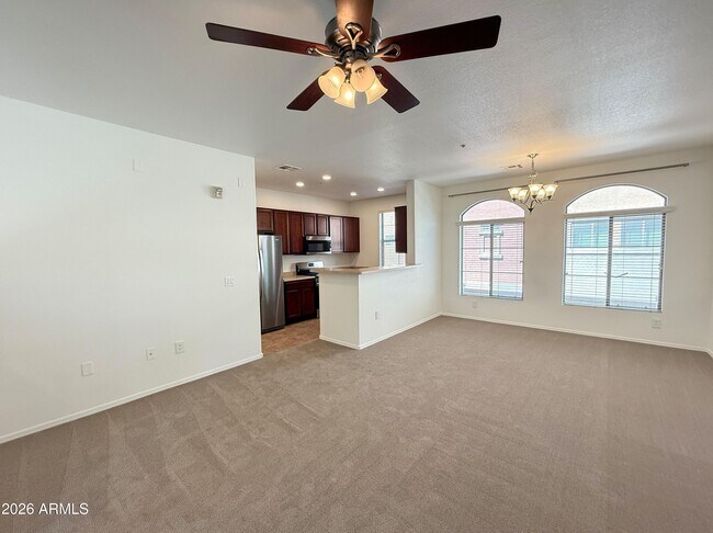 Photo - 240 W Juniper Ave