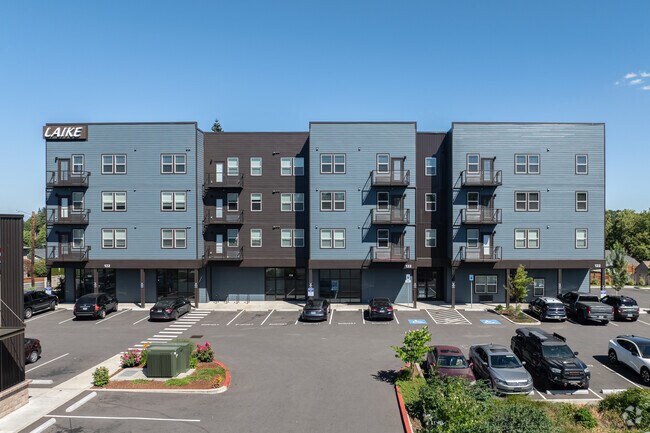 Exterior - New Luxury Apartments in South Salem