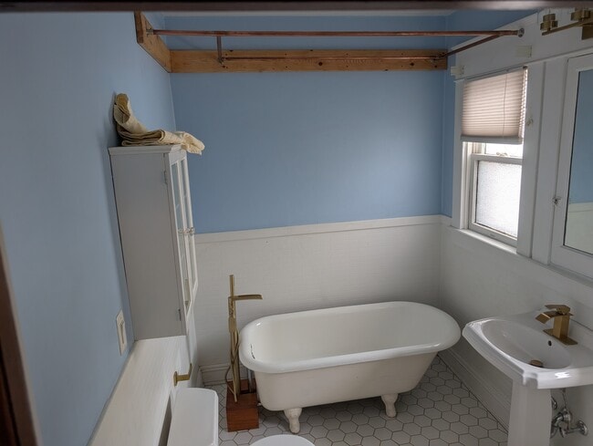 Photo - 601 Crescent Ave Unit 4