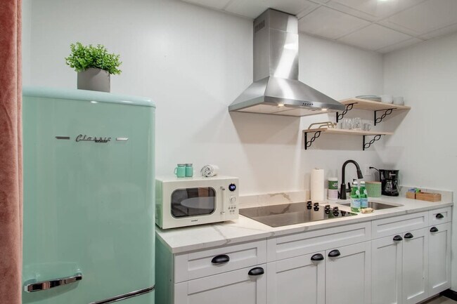 Photo - 1020 16th St NW Unit ID1037712P