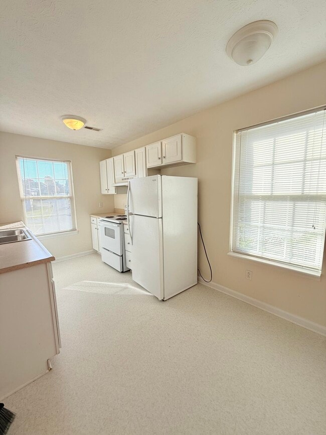 Photo - 429 Sara Leigh Dr Unit 2