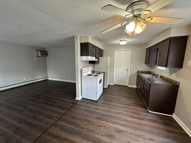 Photo - 115 Westminster Ave Unidad 117