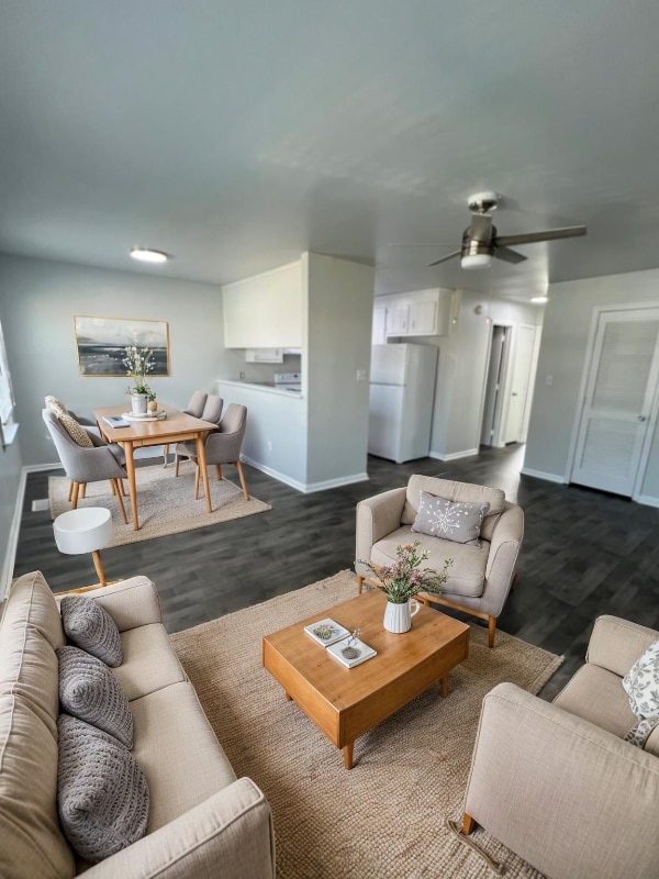 Photo - 1568 N King St Unit 1Langley