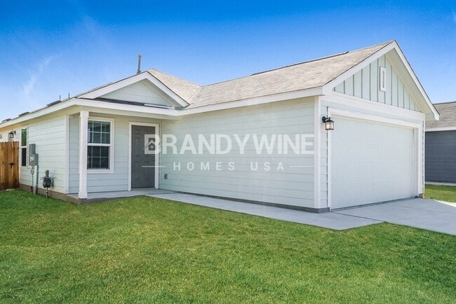 7226 Winding Fence