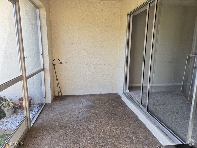 Building Photo - 4717 SE 4th Pl Unit 2 Rental