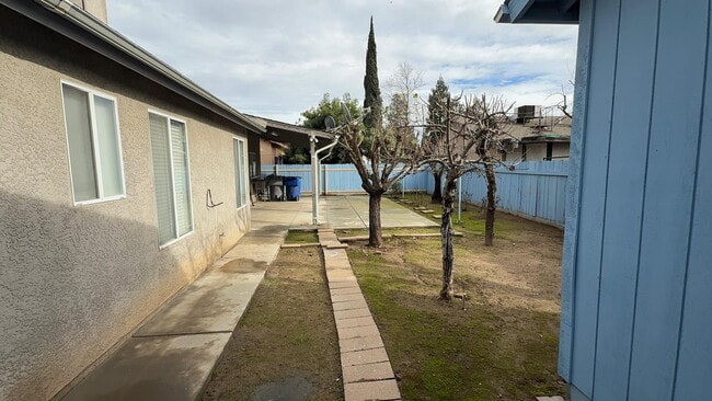 Photo - 4275 W Harvard Ave