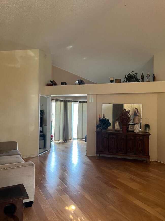 Photo - 2930 Shannon Cir