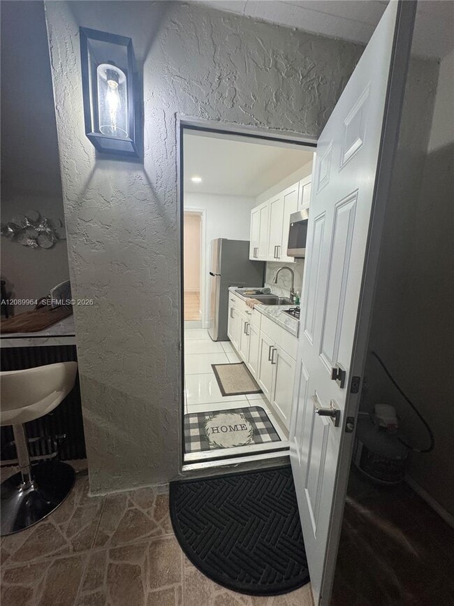 9819 NW 4th Terrace Unit 9819