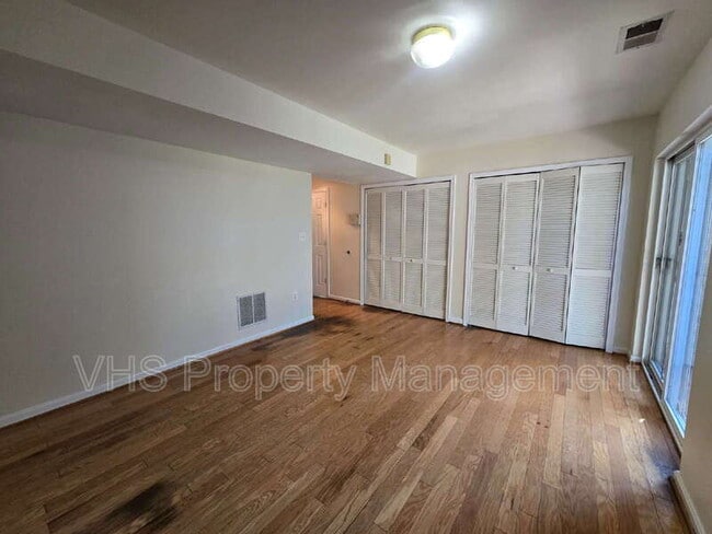 Photo - 6186 Library Ln