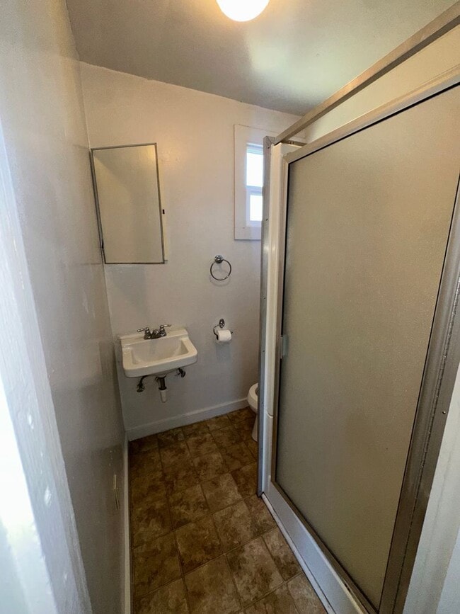Photo - 2108.5 3rd St