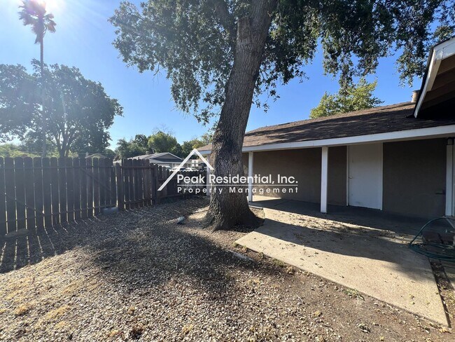 Photo - Updated Citrus Heights 3bd/1.5ba Duplex