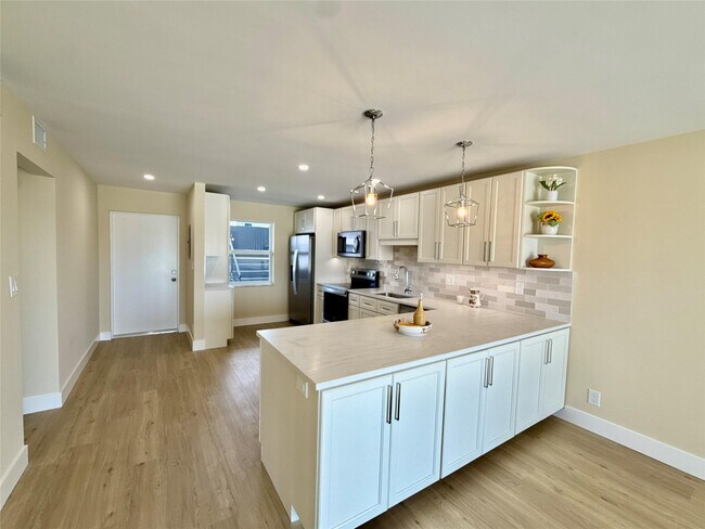 Photo - 7887 Golf Cir Dr Unidad 211