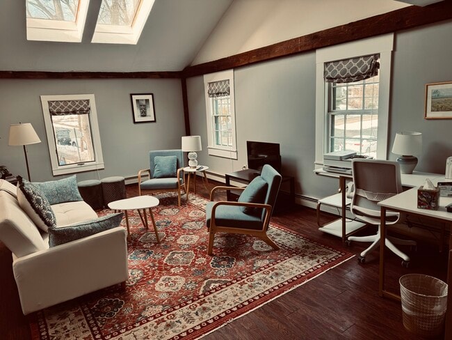 Photo - 67 Warren St Unit Carriage House Furnished Apartment