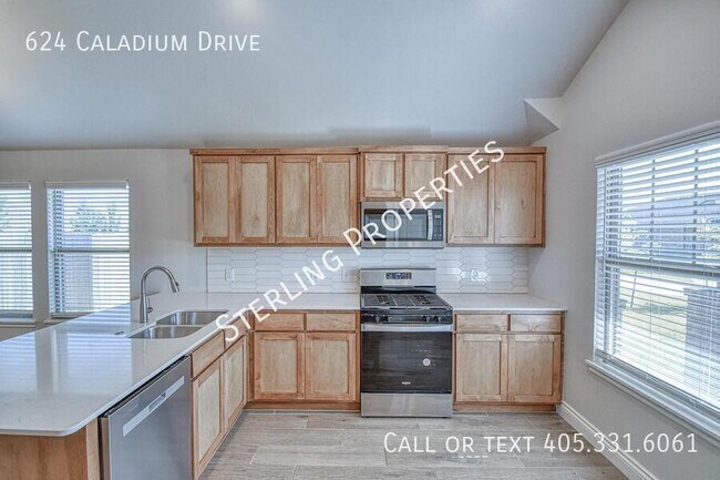 Photo - 624 Caladium Dr