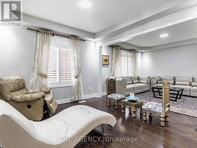 Photo - 2340 Thruxton Dr