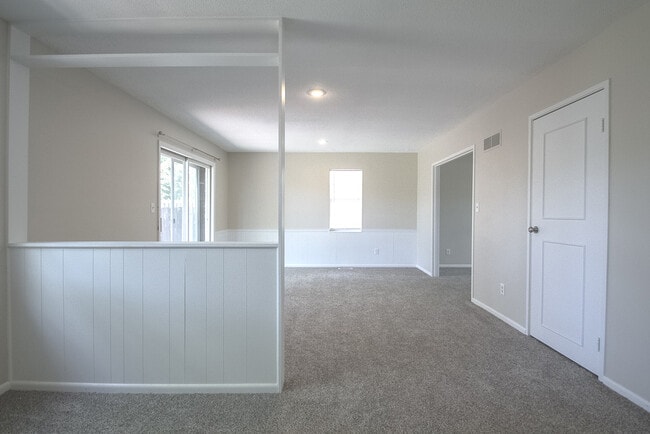 Photo - 10724 W 88th Terrace