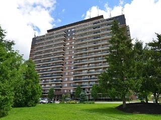 Building Photo - 940 Commissioners Road