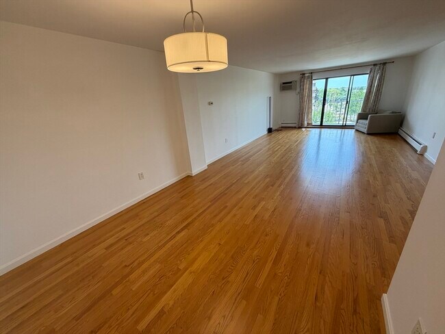 Photo - 151 Coolidge Ave Unit 404