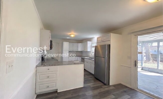 Photo - 7701 W 95th Terrace