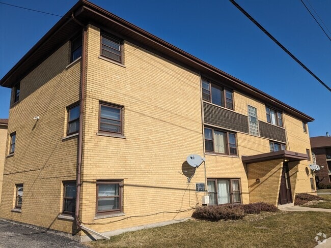 Building Photo - 11840 S Karlov Ave Rental