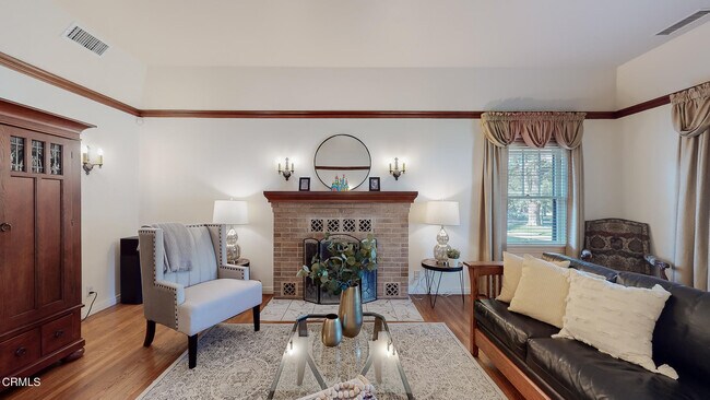 Photo - 840 N Euclid Ave