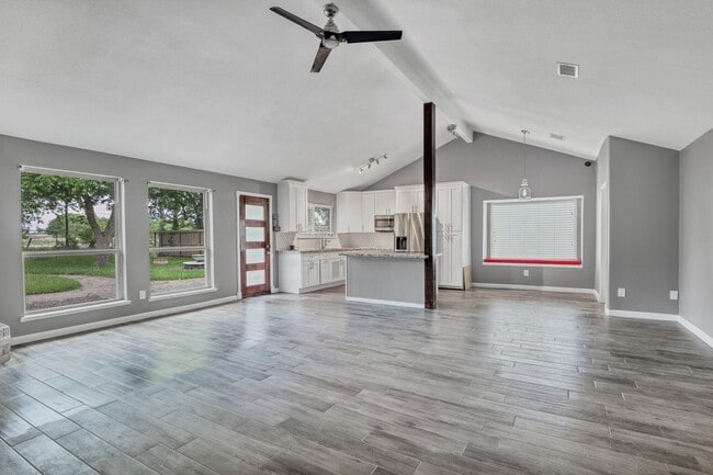 Photo - 638 Fair Oak Dr