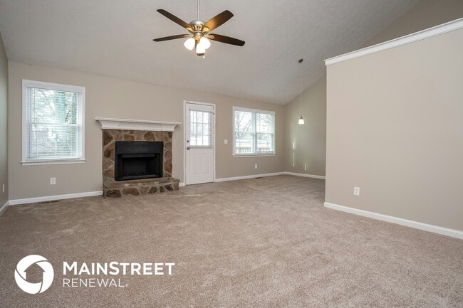 Photo - 4790 Burford Ct NW