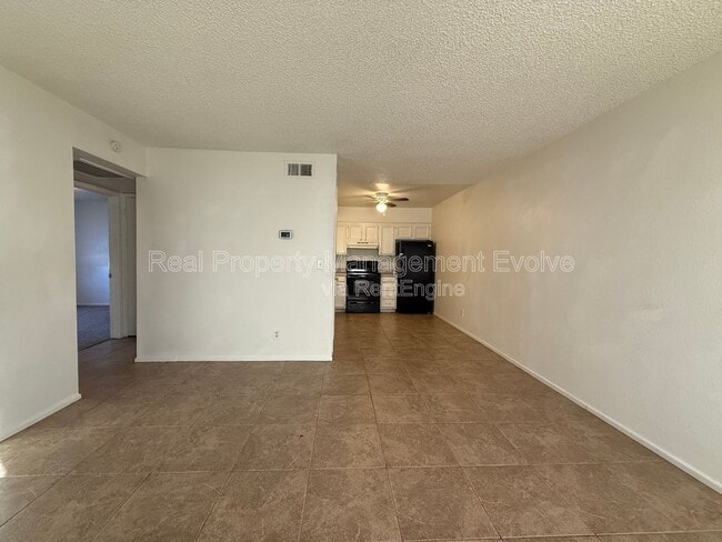 Photo - 1905 N Center St Unit 1