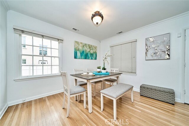 Photo - 503 Longden Dr