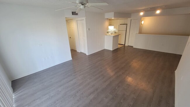 Photo - 4197 N Haverhill Rd Unit 208