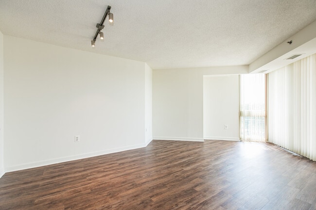 Photo - Lake Arbor Towers