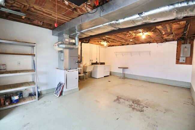 Photo - 2 Bedroom/2 Bath Townhouse near Stadium - ...