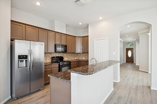 Photo - 2915 Crescent Oaks Park Ln