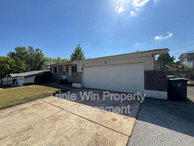 Photo - 2636 Hadden Dr